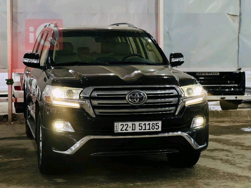 تويوتا لاندكروزر